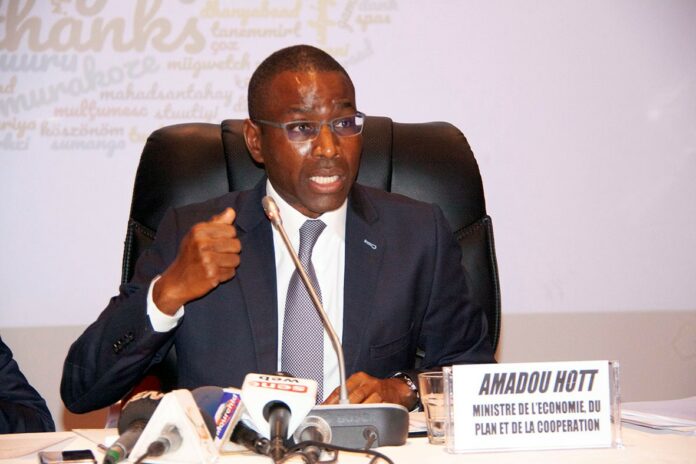 Le Sénégal signe avec la KFW deux conventions portant sur les énergies renouvelables et les PME pour un montant de 28 milliards de francs CFA