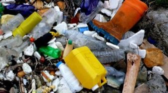 Déchets toxiques dans les plastiques : Entre cancers, perturbations hormonales et cognitives...
