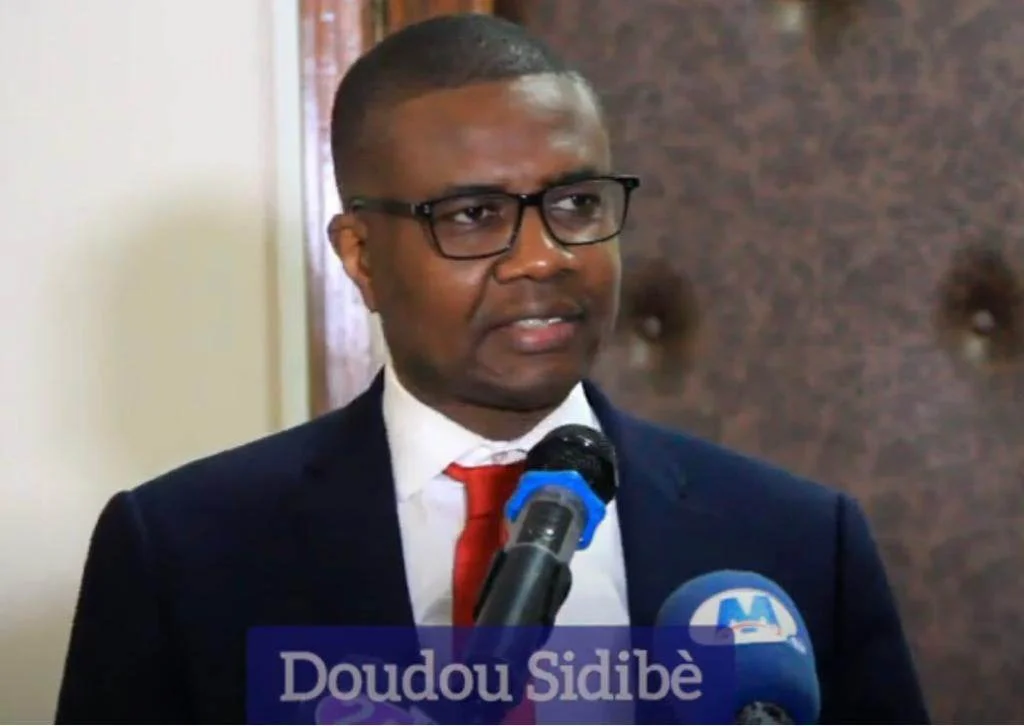 Pr Doudou Sidibé, Candidat aux Présidentielles de 2024: « Le 3e mandat n’est pas un débat. »
