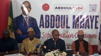 « Vive le parrainage à la sauce sénégalaise! » (Abdoul Mbaye)
